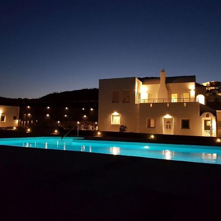 Villas Scirocco Фира Екстериор снимка