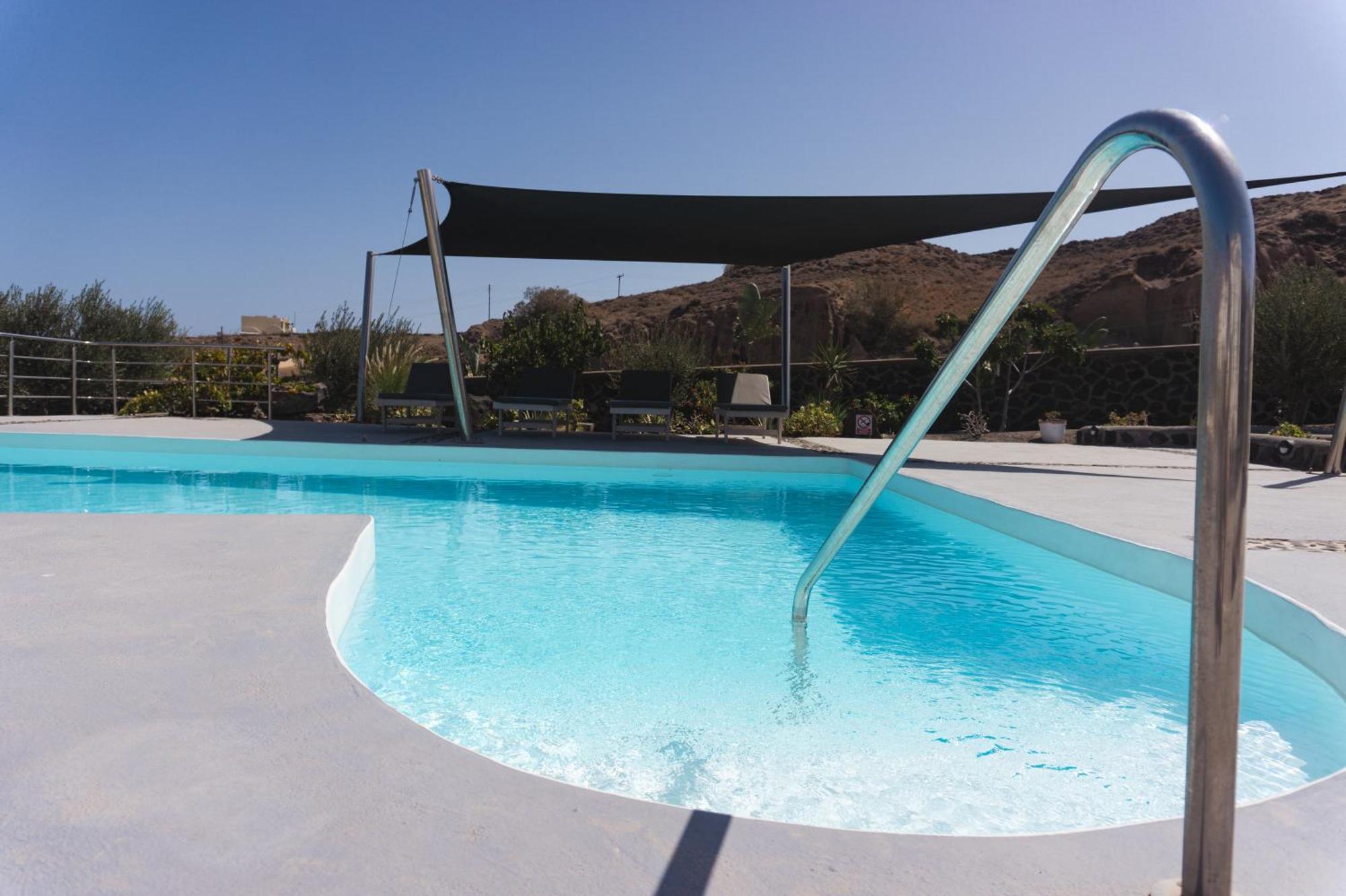 Villas Scirocco Фира Екстериор снимка