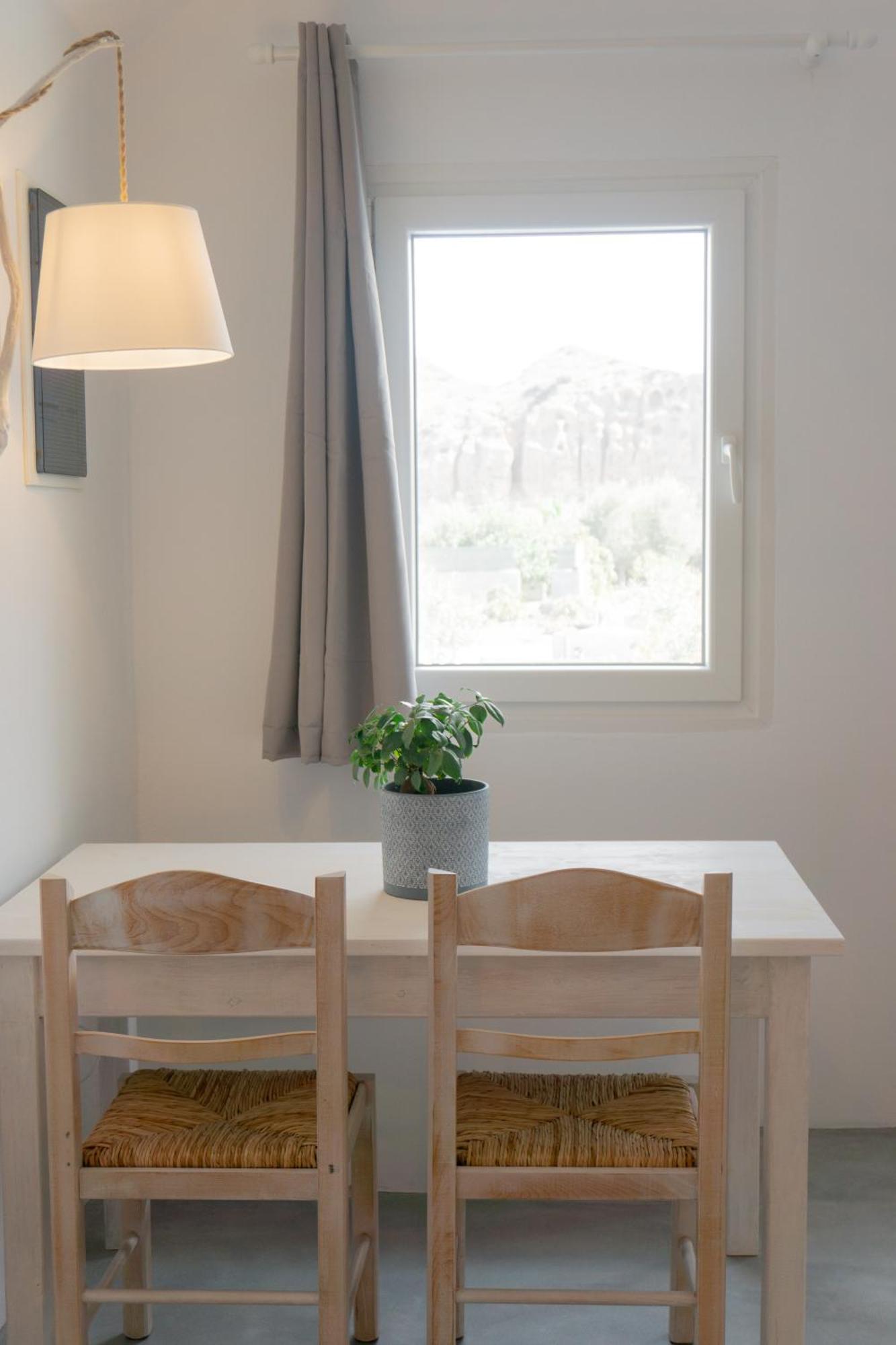 Villas Scirocco Фира Екстериор снимка