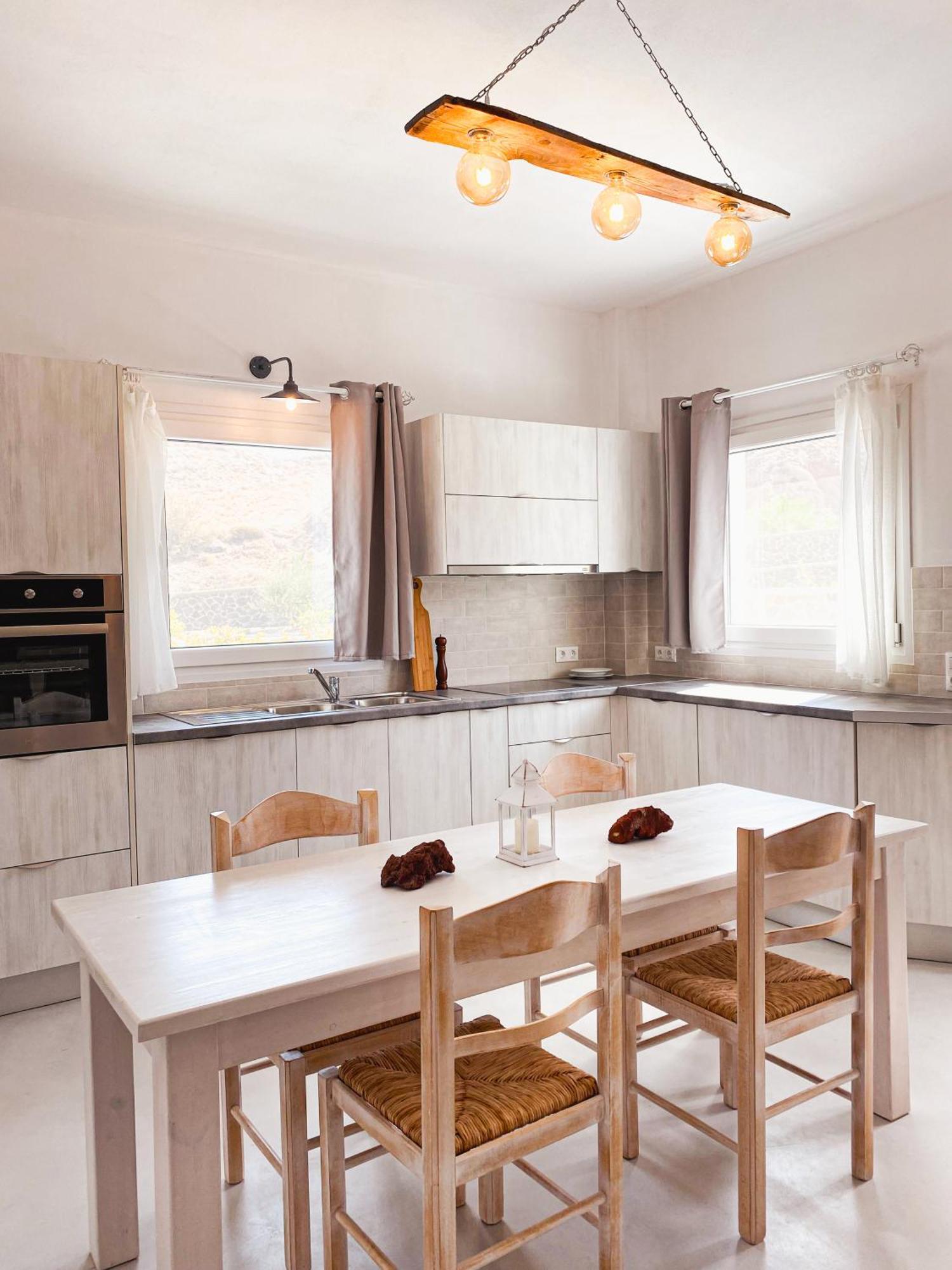 Villas Scirocco Фира Екстериор снимка